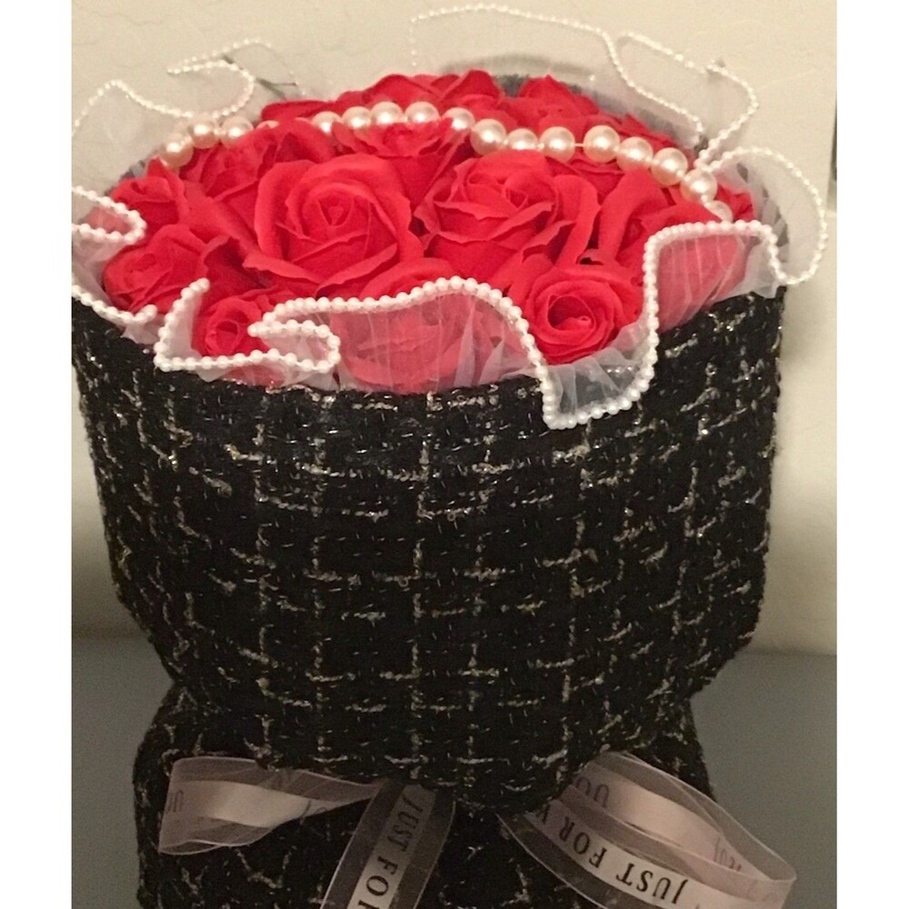 Bouquet RED Roses Forever Flower Arrangement Gift, Special Occasions NEW